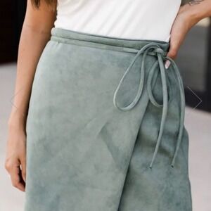 Pink Lily Sage Green Medium Suede Wrap Skirt Tie Waist Midi Fall Sleek Romantic‎